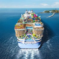 icon-of-the-seas-ivivu-6