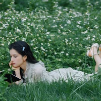 diễn viên Trương Tịnh Nghi