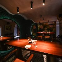 Bên trong nhà hàng sao Michelin ở Hà Nội