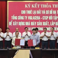 tong-cong-ty-viglacera-va-tap-doan-geleximco-ki-ket-thoa-thuan-cho-thue-dat-duoi-su-chung-kien-cua-lanh-dao-ubnd-tinh-thai-binh-cac-so-ban-nganh-dia-phuong-trong-tinh20230919130738.jpg?rt=20230919130739