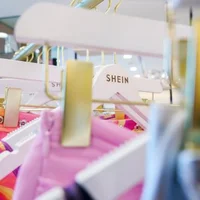 Thương hiệu Shein tiến thêm một bước trong kế hoạch “lấn sân” châu Âu