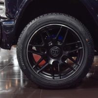 Suzuki Jimny "thăng hạng" thành Brabus G