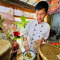 Quán mì Quảng niêu ở Cẩm Thanh, Hội An, Quảng Nam. Ảnh: vietnamnet.vn.