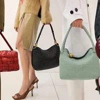 Top 5 mẫu túi xách thiết kế độc đáo được ưa chuộng nhất 2023