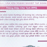 Johnathan Hạnh Nguyễn