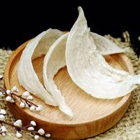 Cận cảnh miếng yến sào đắt giá