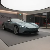 Siêu xe mui trần Roma Spider "50 năm có một" của Ferrari cập bến thị trường Đông Nam Á