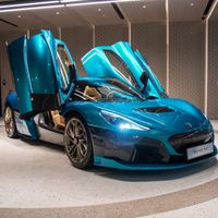 Rimac Nevera - Siêu xe điện mạnh nhất thế giới có mặt tại Đông Nam Á với giá "ngất ngưởng"