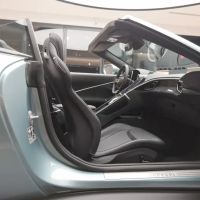 Siêu xe mui trần "50 năm có một" của Ferrari cập bến thị trường Đông Nam Á