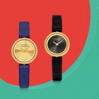 van-cleef-arpels-perlee-page-de-collection-horlogerie-carrousel-EMH-1080x1080_04.jpg.webp