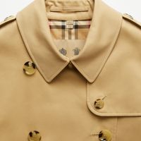Burberry x Vestiaire Collective 