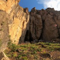 Hang Areni-1 ở Armenia, hầm chứa rượu vang cổ đại lớn nhất thế giới