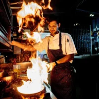 Đầu bếp Tyron Gentry tại Nhà hàng On Fire. Nguồn ảnh: SUPPLIED