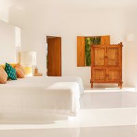 Ngắm lâu đài nổi đẹp như tranh vẽ trên đỉnh núi Mexico