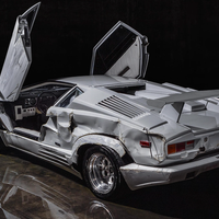 Siêu xe Lamborghini Countach 34 tuổi vỡ nát vẫn được trả giá 1,35 triệu USD