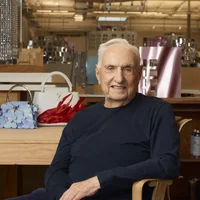 Frank-Gehry_LV_CREDIT-MARIO-KROES2.jpg