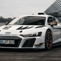 ABT XGT Audi R8: Từ chiếc xe đua đến siêu xe đường phố với giá 520 nghìn bảng Anh