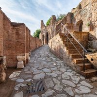 Cung điện Domus Tiberiana cổ đại "thức dậy" sau 50 năm quên lãng