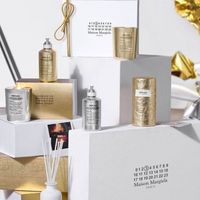 Maison Margiela Replica trở lại với dáng hình mới Giáng Sinh 2023