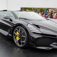  mẫu xe Bugatti đắt giá nhất 
