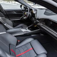 Aston Martin DBX707