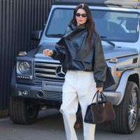 Kendall Jenner nổi bật với phong cách "quiet luxury" thời thượng