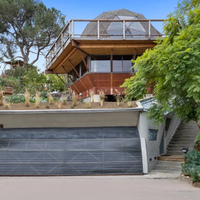 Domestead Los Angeles đang tìm chủ nhân mới