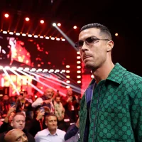 Ronaldo trở thành tâm điểm chú ý tại sự kiện boxing vào ngày 24/12.