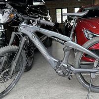 Xe đạp điện Porsche eBike Cross giá hơn 235 triệu đồng mới về Việt Nam có gì hay?