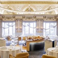 Nhà hàng Le Louis XV của đầu bếp Alain Ducasse tại Khách sạn Hotel de Paris Monte-Carlo