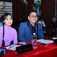 Trang Nhung chấm thi Tiếng hát Việt Toàn cầu 2023