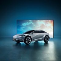 Chính thức trình làng xe điện Toyota Sport Crossover Concept thiết kế sành điệu