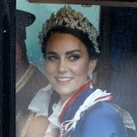Công nương Kate Middleton và bộ sưu tập trang sức độc quyền, được thừa hưởng từ Nữ hoàng Elizabeth II
