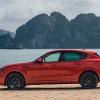 Bộ đôi hàng hiếm Maserati F Tributo Special Edition "đổ bộ" vào Việt Nam