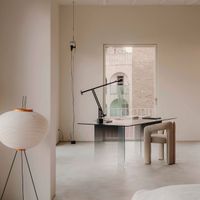 MESURA biến hóa nhà xưởng ở Barcelona thành phòng trưng bày nghệ thuật tối giản