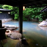 Onsen và ryokan - du lịch truyền thống Nhật Bản