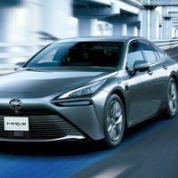 Xe chạy hydro Toyota Mirai 2024 ra mắt