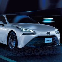 Xe chạy hydro Toyota Mirai 2024 ra mắt
