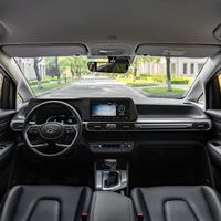 Nội thất xe Hyundai Stargazer