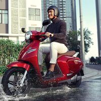Xe máy điện VinFast