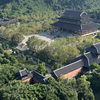 Du lịch Ninh Bình: Kỉ niệm lễ chùa Bái Đính đáng nhớ