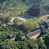 Du lịch Ninh Bình: Kỉ niệm lễ chùa Bái Đính đáng nhớ