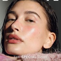 hailey-bieber-7857-1659600629.jpg?w=680&h=0&q=100&dpr=1&fit=crop&s=gXMQoQAb8ND_DZh6mHnwcw