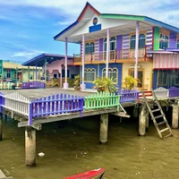 Làng nổi Kampong Ayer ở Brunei. Ảnh: @itsvivek4u.