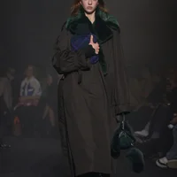 00001-burberry-fall-2023-ready-to-wear-credit-gorunway-scaled.jpg