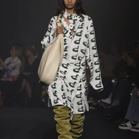 00024-burberry-fall-2023-ready-to-wear-credit-gorunway-scaled.jpg
