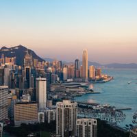 Hong Kong tặng vé máy bay