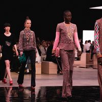 Ra mắt BST CHANEL Métiers d'Art 22/23 tại Tokyo Big Sight