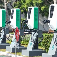 Chi phí sạc xe điện