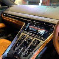 Aston Martin DB12